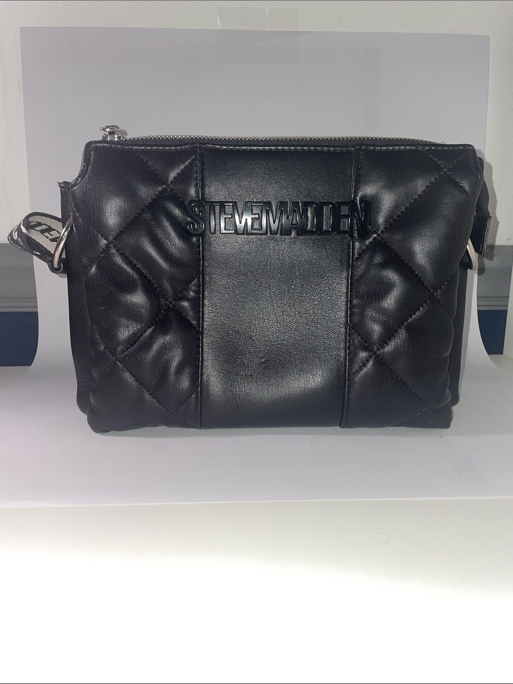 Steve Madden Black Quilted Small Crossbody/shoulder Bag Zip